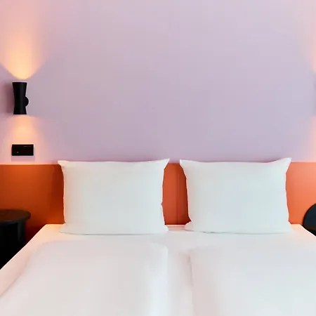 Mcdreams Hotel 2*