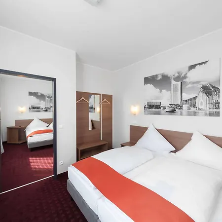 Mcdreams Hotel 2*